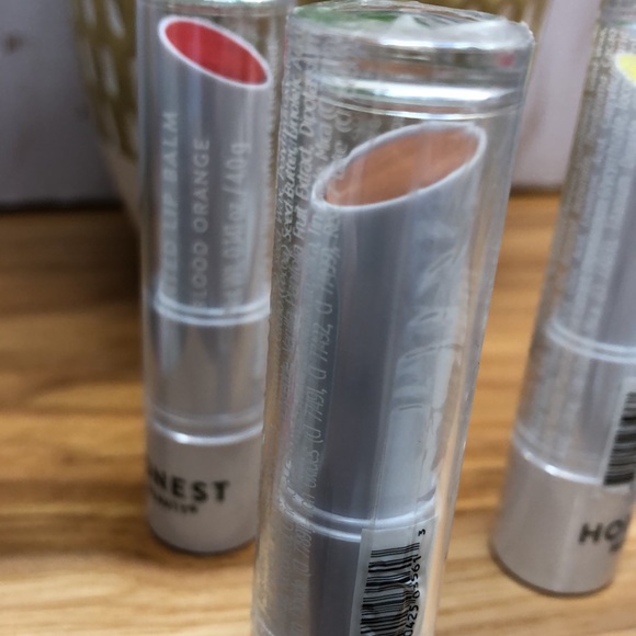 HONEST BEAUTY TINTED LIP BALM - Picture 6 of 16